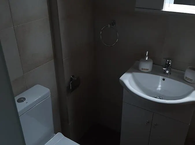 アパート Lefteris