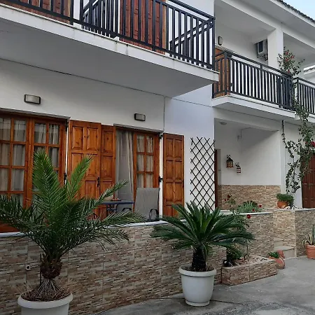 Lefteris *