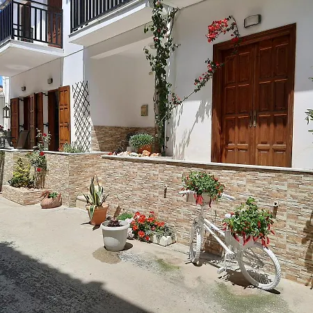 Apartament Lefteris
