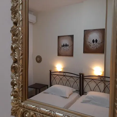 Lefteris Apartment