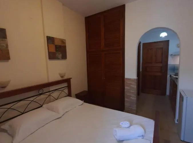 Lefteris Città di Skiathos